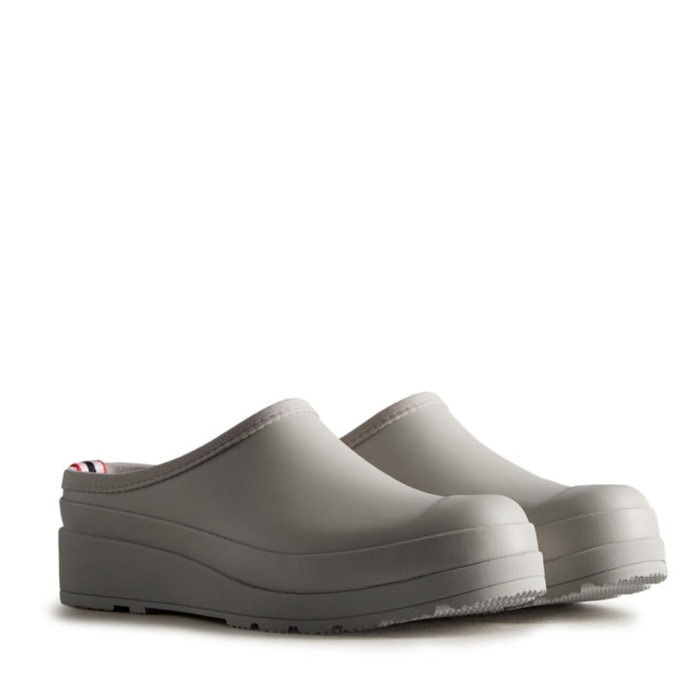 Hunter Women's PLAY™ Clogs 11